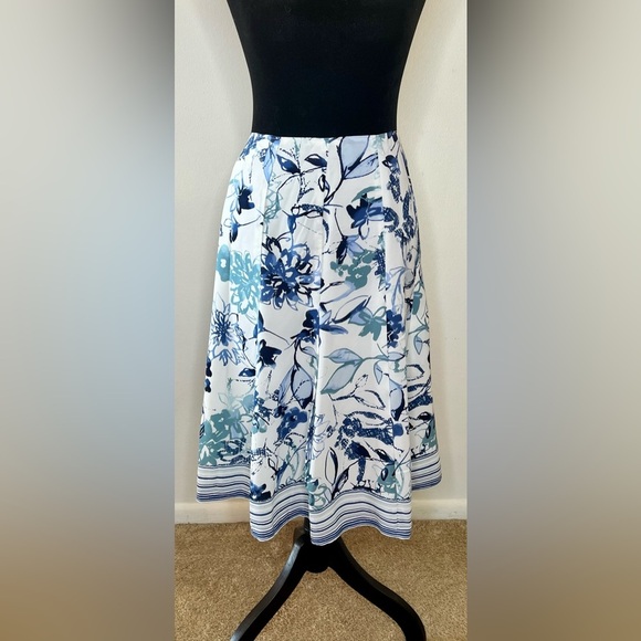Preswick and Moore white and blue floral midi skirt fully lined zip side 10 EUC - Picture 1 of 5